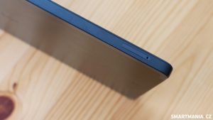 T-Mobile T Tablet z levé strany