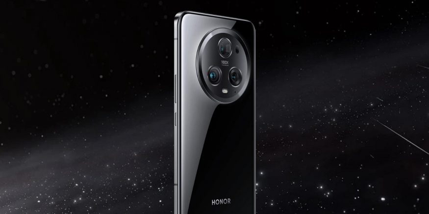 Smartphone Magic 5 Pro v černé barevné variantě