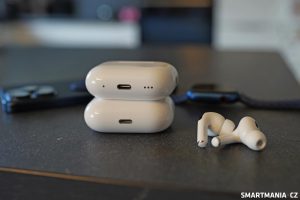 Krabičky od AirPods Pro (USB-C vs. Lightning)