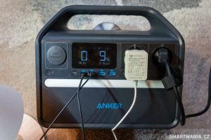 Nabíjení zařízení přes stanici Anker 535
