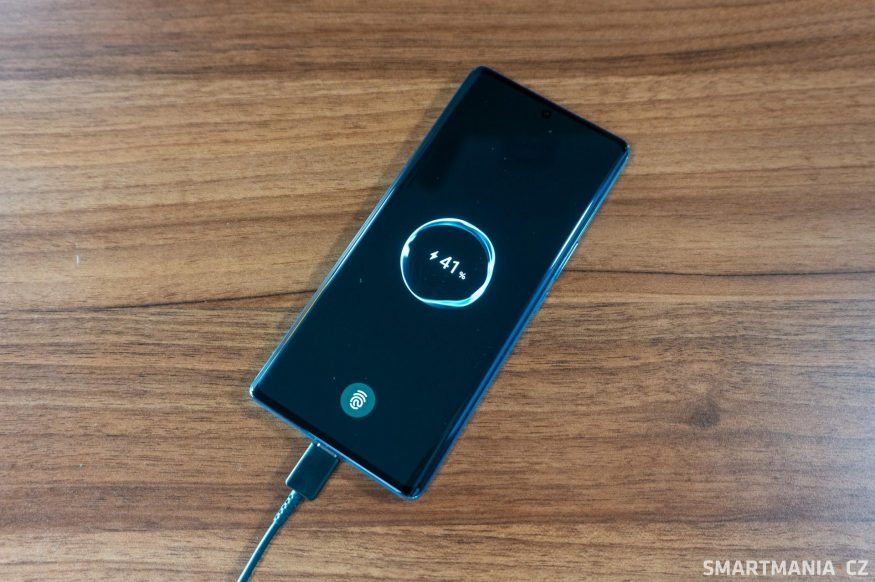 Nabíjení smartphonu Blackview A200 Pro