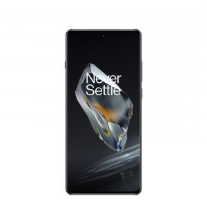 OnePlus 12 v černé barvě