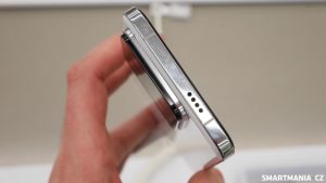 Xiaomi 14, horní hrana