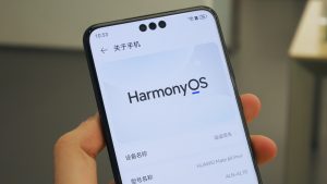 Operační systém Harmony OS na smartphonu Huawei Mate 60 Pro