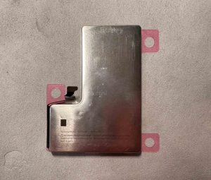 Prototyp baterie pro iPhone 16