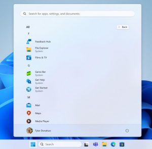 Nabídka Start s vyznačenými systémovými aplikacemi