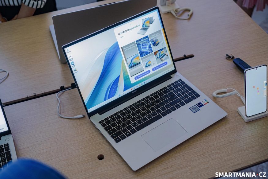 Huawei MateBook D16 2024 Huawei MateBook D16 v edici pro rok 2024