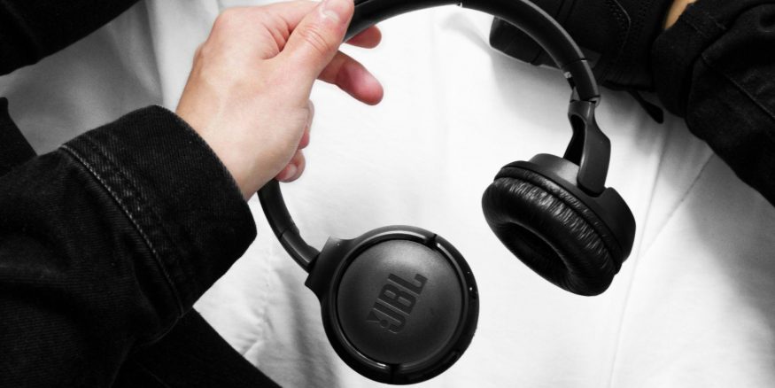 Bezdrátová sluchátka od JBL
