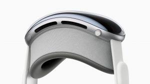 Headset Apple Vision Pro na propagačním snímku