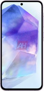Samsung Galaxy A55 v bílé barvě na tiskovém snímku