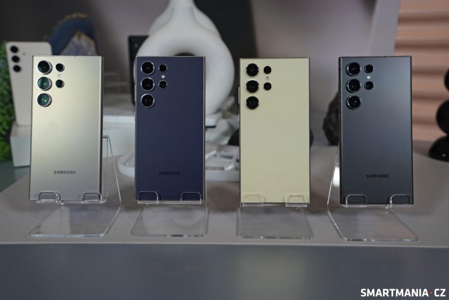 Samsung Galaxy S24 Ultra v několika barevných variantách