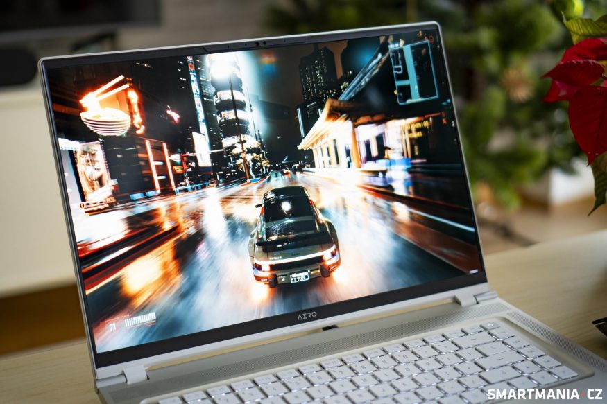 Nádherný OLED displej se 4K rozlišením