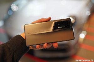 Honor Magic V2 Porsche Design