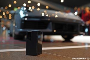 Honor Magic V2 Porsche design
