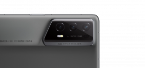Ohebný smartphone Porsche Design Honor Magic V2 RSR