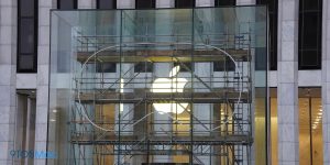 Apple Store na Páté Avenue připravující se na start prodeje Vision Pro