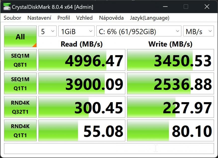 CrystalDiskMark benchmark u notebooku Asus Zenbook 14 OLED