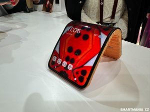 Telefon Motorola s ohebným displejem na MWC 2024