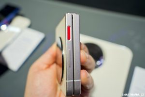 Ohebný smartphone Nubia Flip 5G
