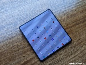OnePlus Open v otevřeném stavu OnePlus Open v otevřeném stavu