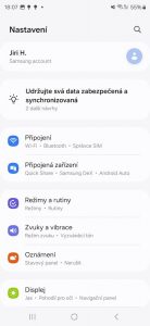 Nabídka Nastavení v One UI 6.1