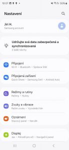 Nabídka Nastavení v One UI 6.1