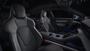 Porsche Taycan 2024 interier 7