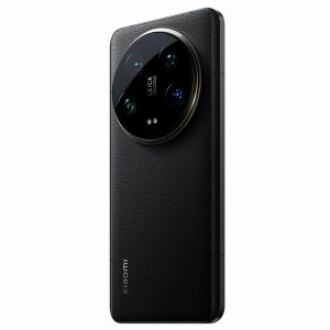 Xiaomi 14 Ultra v černé barvě