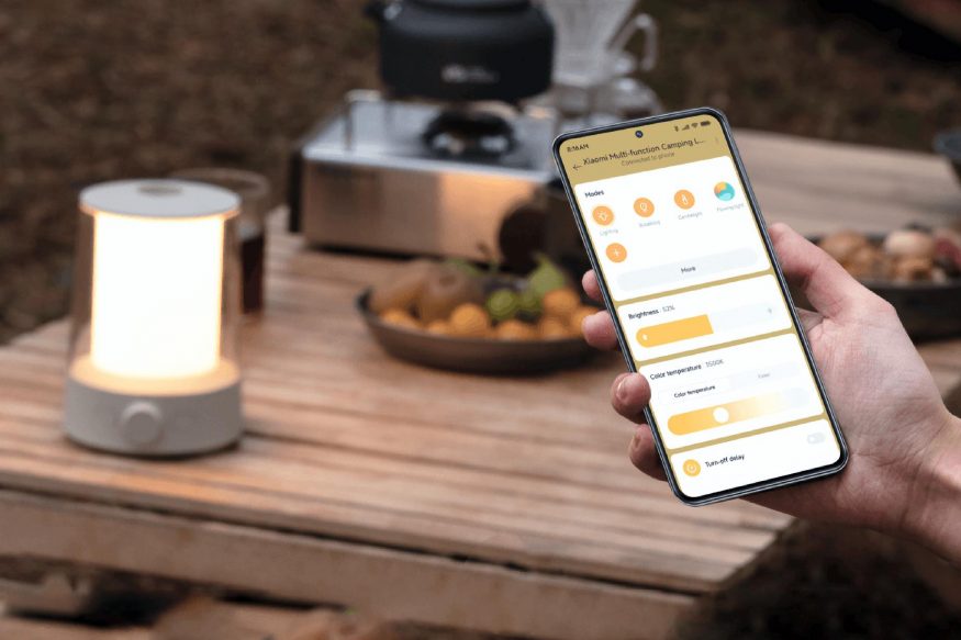 Multifunkční Xiaomi campingová lampa ovládaná telefonem