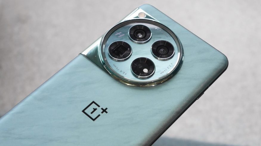 Detail na fotoaparát OnePlus 12 Detail na fotoaparát OnePlus 12