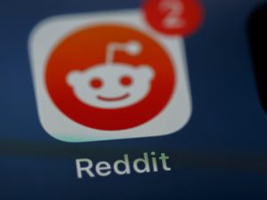 Ikonka mobilní aplikace Reddit