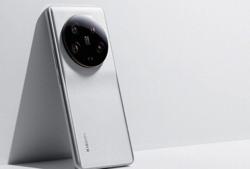 Render pravděpodobné podoby Xiaomi 14 Ultra Render pravděpodobné podoby Xiaomi 14 Ultra