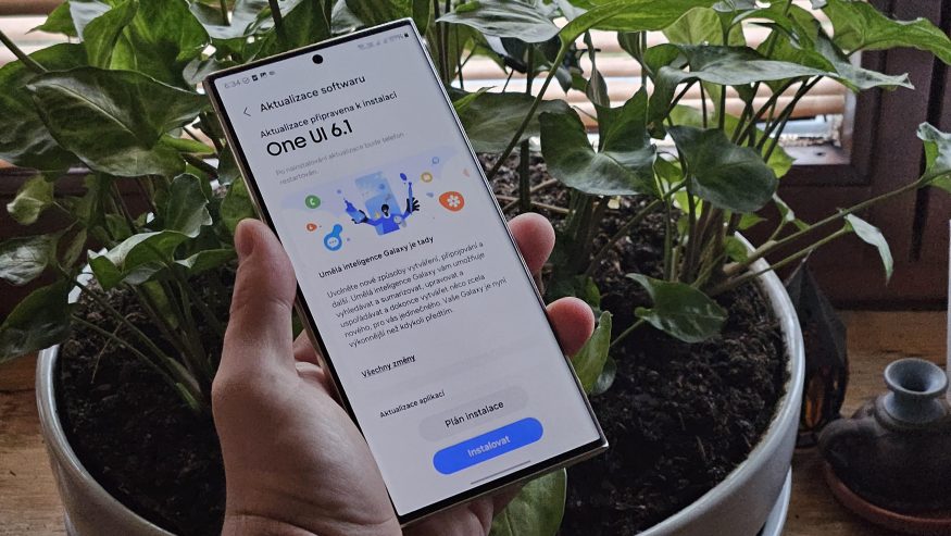 Aktualizace One UI 6.1 na smartphonu Galaxy S23 Ultra
