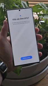 Aktualizace One UI 6.1 na smartphonu Galaxy S23 Ultra