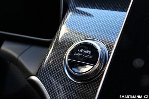 Startovací tlačítko Mercedes-Benz GLC 300de kupé