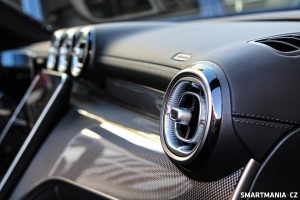Detail ventilátoru Mercedes-Benz GLC 300de kupé