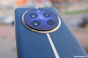 Chytrý telefon Realme 12 Pro 5G v modré barvě