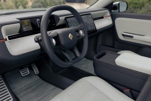 Rivian R3 interiér