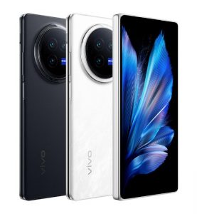 Ohebný smartphone Vivo X Fold 3 v bílé a černé barvě