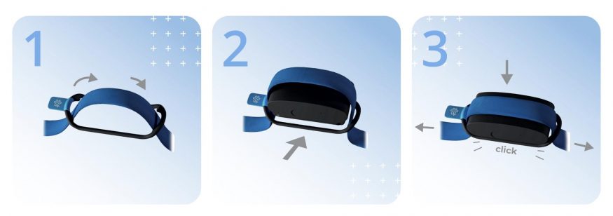 Gadget pro psy Minitailz, ukázka uchycení na obojek