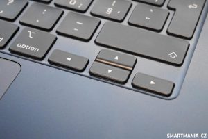 Klávesnice MacBooku Air M3