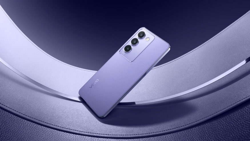 Chytrý telefon Vivo V40 SE ve fialové barvě