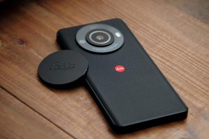 Leica Leitz Phone 3 s krytkou objektivu
