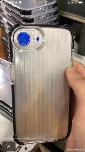 Kovová maketa těla iPhone SE 4. generace