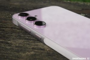 Detail na fotoaparát Galaxy A55
