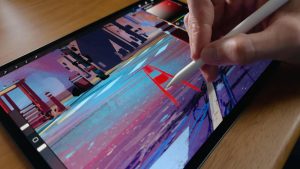 Apple Pencil Pro na propagačním snímku