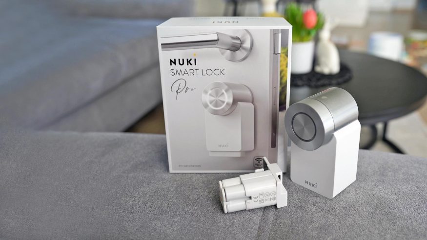 Nuki Smart Lock Pro 4 s balením a příslušenstvím Chytrý zámek Nuki Smart Lock Pro 4 s balením a příslušenstvím