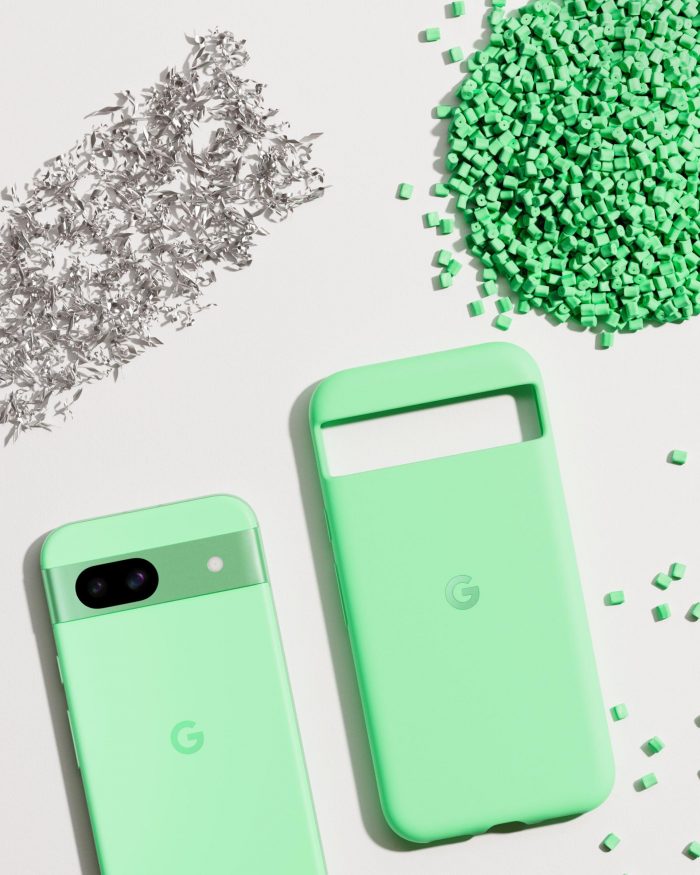Pixel 8a v zelené barvě s krytem