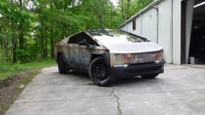 Tesla Cybertruck rust