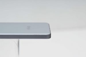 Smartphone Vivo X100s na fotografii